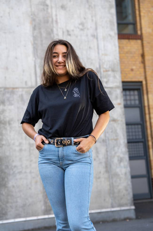 Nachhaltiges T-Shirt aus Bio-Baumwolle mit bestiktem Motiv