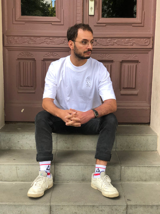 Flower Lady in weiß von black and blanc